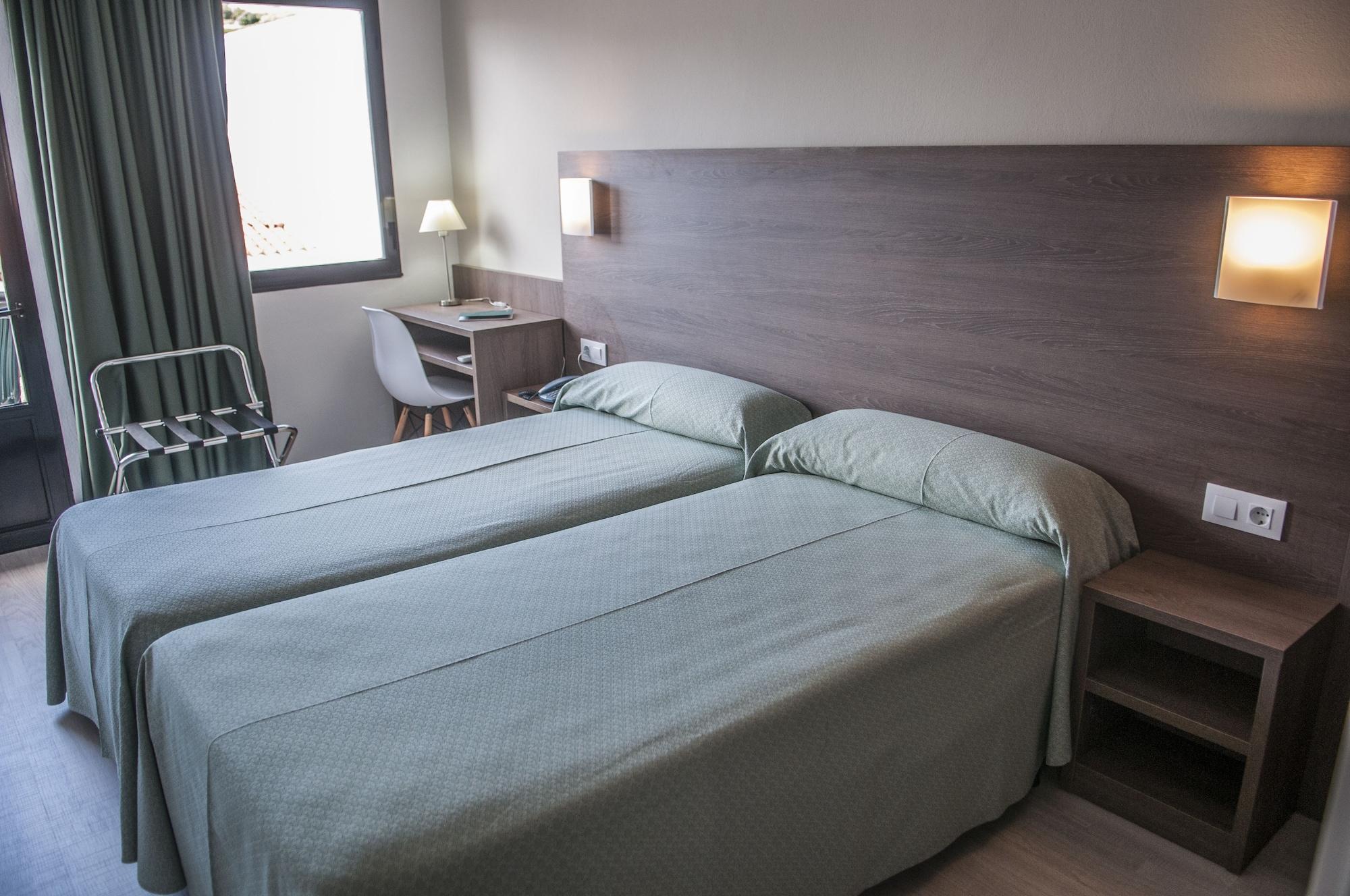 Hotel Loar Ferreries Kültér fotó