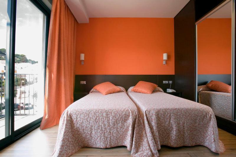 Hotel Loar Ferreries Szoba fotó